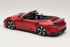 Porsche 911 992 Turbo S Kabriolet Tmavě Červený Minichamps 1:18 PORSCHE007 Kov – obrázek 5 z 6
