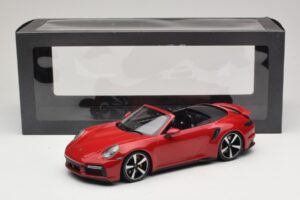 Porsche 911 992 Turbo S Kabriolet Tmavě Červený Minichamps 1:18 PORSCHE007 Kov – obrázek 6 z 6