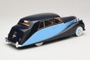 Rolls-Royce Silver Wraith Empress by Hooper Černý & Tmavě Modrý MCG 1:18 MCG18051 Kov – obrázek 2 z 6