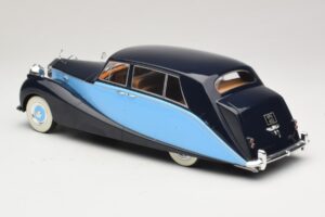 Rolls-Royce Silver Wraith Empress by Hooper Černý & Tmavě Modrý MCG 1:18 MCG18051 Kov – obrázek 5 z 6