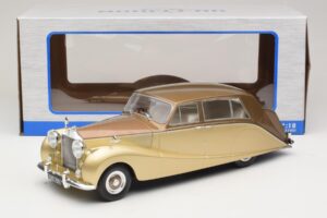 Rolls-Royce Silver Wraith Empress by Hooper Hnědý & Zlatý MCG 1:18 MCG18000 Kov – obrázek 6 z 6