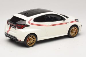 Toyota GR Yaris TGR Italy Limitovaná Edice Pure White Otto 1:18 OT1183 Pryskyřice – obrázek 2 z 6