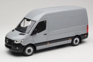 Mercedes Sprinter Šedý Norev 1:18 183042 Kov