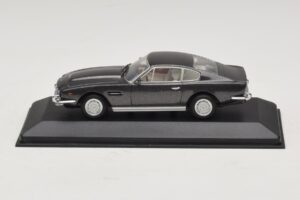 Aston Martin DBS On Her Majesty's Secret Service Náhradní Krabice Minichamps 1:43 436137600-R1 Kov