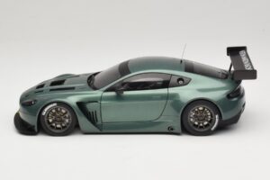 Aston Martin V12 Vantage GT3 Zelený AUTOart 1:18 81306 Kov – obrázek 3 z 6