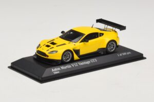Aston Martin V12 Vantage GT3 Žlutý Minichamps 1:43 437121391 Kov – obrázek 2 z 4