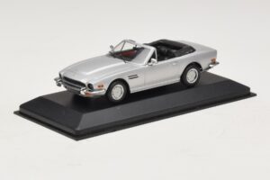 Aston Martin V8 Volante Stříbrný Minichamps 1:43 400137601 Kov – obrázek 2 z 4