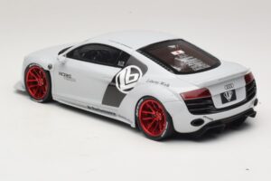 Audi R8 42 Liberty Walk Bílý GT Spirit 1:18 GT325 Pryskyřice – obrázek 5 z 6