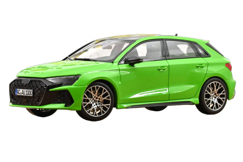 Audi RS3 8Y Sportback Kyalami Green Norev 1:18 Audi RS3 8Y Sportback Kyalami Green Norev 1:18 188390 Kov