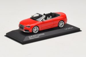 Audi RS5 B8 Kabriolet Červený Minichamps 1:43 410011230 Kov – obrázek 2 z 4
