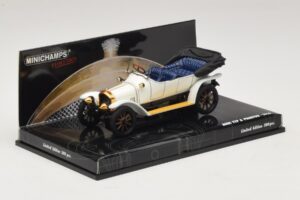 Audi Typ A Phaeton Bílý Modrý Minichamps 1:43 437019032 Kov – obrázek 2 z 5