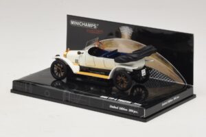 Audi Typ A Phaeton Bílý Modrý Minichamps 1:43 437019032 Kov – obrázek 3 z 5