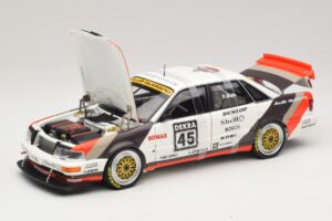 Audi V8 Quattro DTM #45 F. Biela Team AZR 1991 Minichamps 1:18 100911045 Kov – obrázek 2 z 8