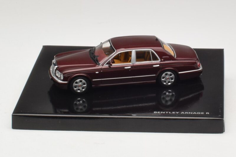 Bentley Arnage R Sunset Red Minichamps 1:43 Bentley Arnage R Sunset Red Minichamps 1:43 BL330 Kov