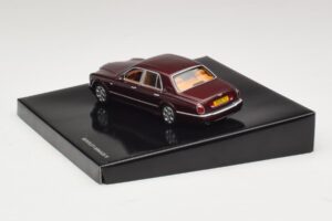 Bentley Arnage R Sunset Red Minichamps 1:43 BL330 Kov – obrázek 3 z 4