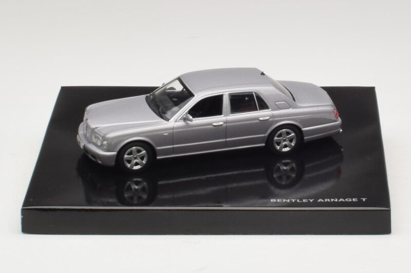 Bentley Arnage T Silver Tempest Minichamps 1:43 Bentley Arnage T Silver Tempest Minichamps 1:43 BL326 Kov