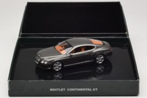 Bentley Continental GT Cypress Green Minichamps 1:43 BL312 Kov – obrázek 4 z 4
