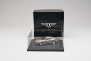 Bentley Continental GT Light Bronze Metallic Minichamps 1:43 BL834 Kov – obrázek 4 z 4