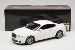 Bentley Continental GT Bílý Náhradní Krabice Minichamps 1:18 100139621-R1 Kov – obrázek 8 z 8