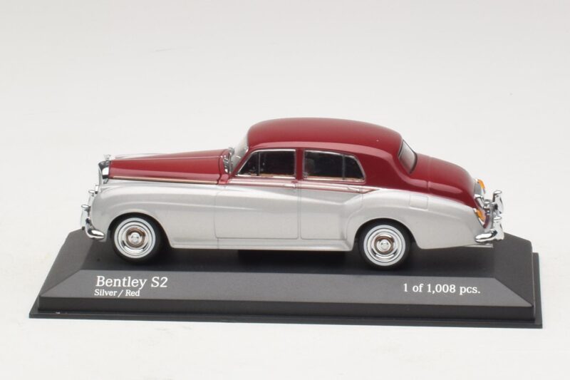 Bentley S2 Stříbrný Červený Minichamps 1:43 403139953 Kov