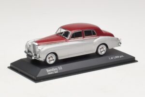 Bentley S2 Stříbrný Červený Minichamps 1:43 403139953 Kov – obrázek 2 z 4