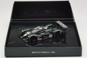 Bentley Speed 8 LMP900 #8 J. Herbert / D. Brabham / M. Blundell 24 Hours of Le Mans 2003 Minichamps 1:43 BL364 Kov – obrázek 4 z 4