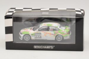 BMW 320i E46 #233 A. Priaulx / J. Muller Schubert Motorsport VLN Nurburgring 2005 Minichamps 1:43 400052433 Kov – obrázek 4 z 4