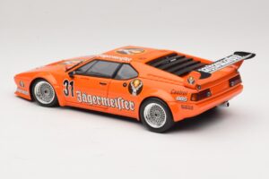 BMW M1 Jägermeister #31 K. Konig DRM 1982 Minichamps 1:18 180822931 Kov – obrázek 7 z 8