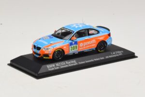 BMW M235i Pixum Team #309 Fischer / Konnerth 24 Hours of Nurburgring 2015 Minichamps 1:43 437152509 Kov – obrázek 2 z 4