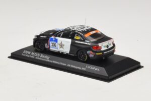 BMW M235i Ring Police Team #306 Carlsson 24 Hours of Nurburgring 2014 Minichamps 1:43 437142406 Kov – obrázek 3 z 4