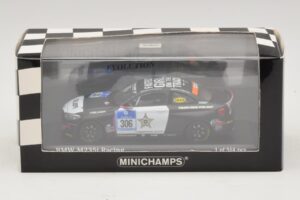 BMW M235i Ring Police Team #306 Carlsson 24 Hours of Nurburgring 2014 Minichamps 1:43 437142406 Kov – obrázek 4 z 4