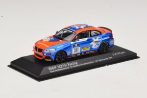BMW M235i Team Medienkraftwerk #311 Di Martino / Olivo 24 Hours of Nurburgring 2014 Minichamps 1:43 437142411 Kov – obrázek 2 z 4