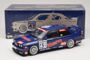 BMW M3 E30 Auto Maass #42 H. Becker DTM 1992 Minichamps 1:18 180922042 Kov – obrázek 8 z 8