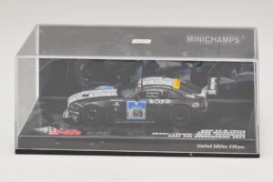 BMW Z4 M Coupe #69 Adams / K. Ludwig ADAC 24h Nürburgring 2009 Minichamps 1:43 400092769 Kov – obrázek 4 z 5