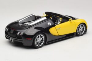 Bugatti Veyron Grand Sport Black Lemon Minichamps 1:18 100110831 Kov – obrázek 3 z 8