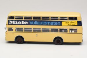 Bussing D2U Heckturen Miele Minichamps 1:43 439071086 Kov – obrázek 3 z 6