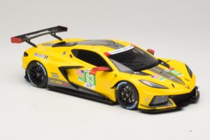 Chevrolet Corvette C8.R #63 24 Hours of Le Mans 2021 GT Spirit 1:18 GT878 Pryskyřice – obrázek 4 z 6