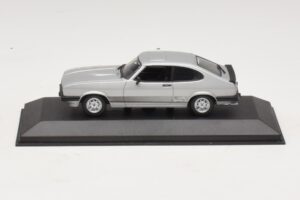 Ford Capri RS Mk1 Stříbrný Minichamps 1:43 430085804 Kov