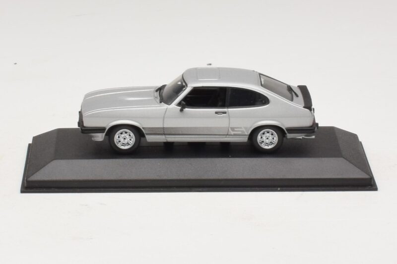 Ford Capri RS Mk1 Stříbrný Minichamps 1:43 430085804 Kov