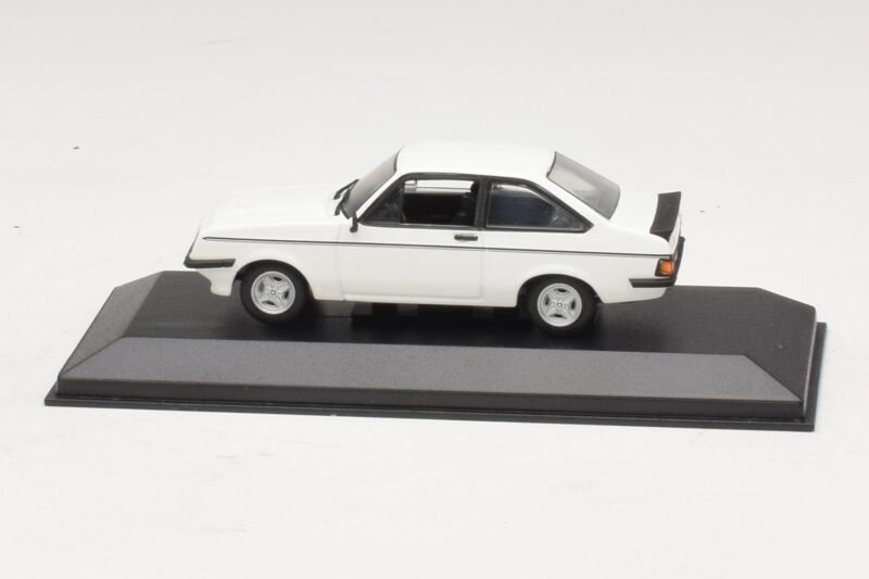 Ford Escort Mk1 TC Bílý Minichamps 1:43 400081070 Kov