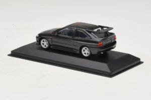 Ford Escort RS Cosworth Černá Metalíza Minichamps 1:43 430082106 Kov – obrázek 3 z 4