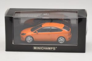 Ford Focus ST Mk2 Electric Orange Náhradní Krabice Minichamps 1:43 400087302-R1 Kov – obrázek 4 z 4