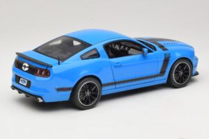 Ford Mustang Boss 302 S197 Modrá Shelby Collectibles 1:18 25414S Kov – obrázek 3 z 8