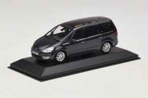 Ford S-Max Dark Grey Metallic Minichamps 1:43 400085400-P1 Kov – obrázek 2 z 4