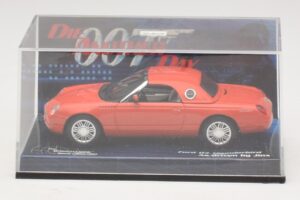Ford Thunderbird Die Another Day Minichamps 1:43 045132 Kov – obrázek 4 z 5