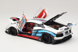 Lamborghini Aventador LB Works Martini Livery AUTOart 1:18 79185 Kompozit – obrázek 5 z 8