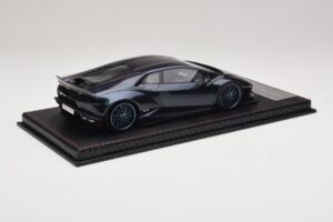 Lamborghini Huracan Liberty Walk Chameleon Blue GS Model 1:18 REMC045 Pryskyřice – obrázek 2 z 7