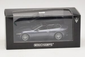 Maserati GranCabrio Šedá Metalíza Minichamps 1:43 400123931 Kov – obrázek 4 z 4