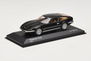 Maserati Indy Černý Minichamps 1:43 437123121 Kov – obrázek 2 z 4