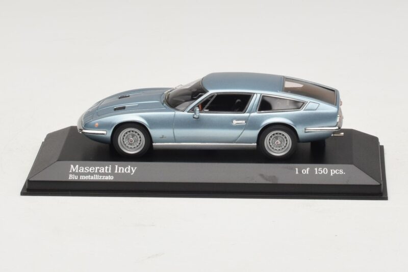 Maserati Indy Blue Metallic Minichamps 1:43 437123122 Kov